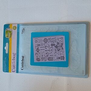 Cuttlebug 1 Embossing Border    5" x 7"  Brand New